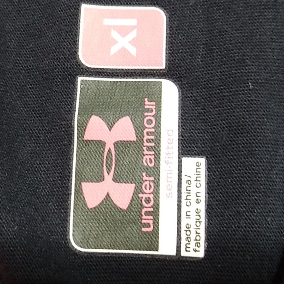 Under Armour Semi Fitted Womens Top Sz.XL Women Hunt Too - Picture 6 of 9